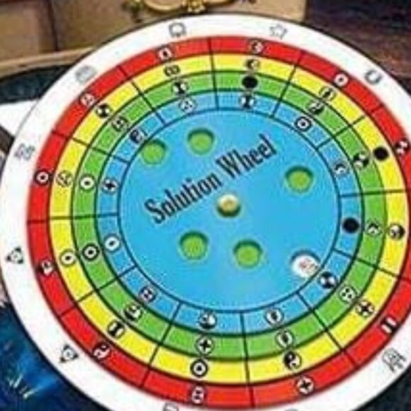 New Sealed ThinkFun Escape The Room Stargazer's Manor-English Version - Picture 3 of 10